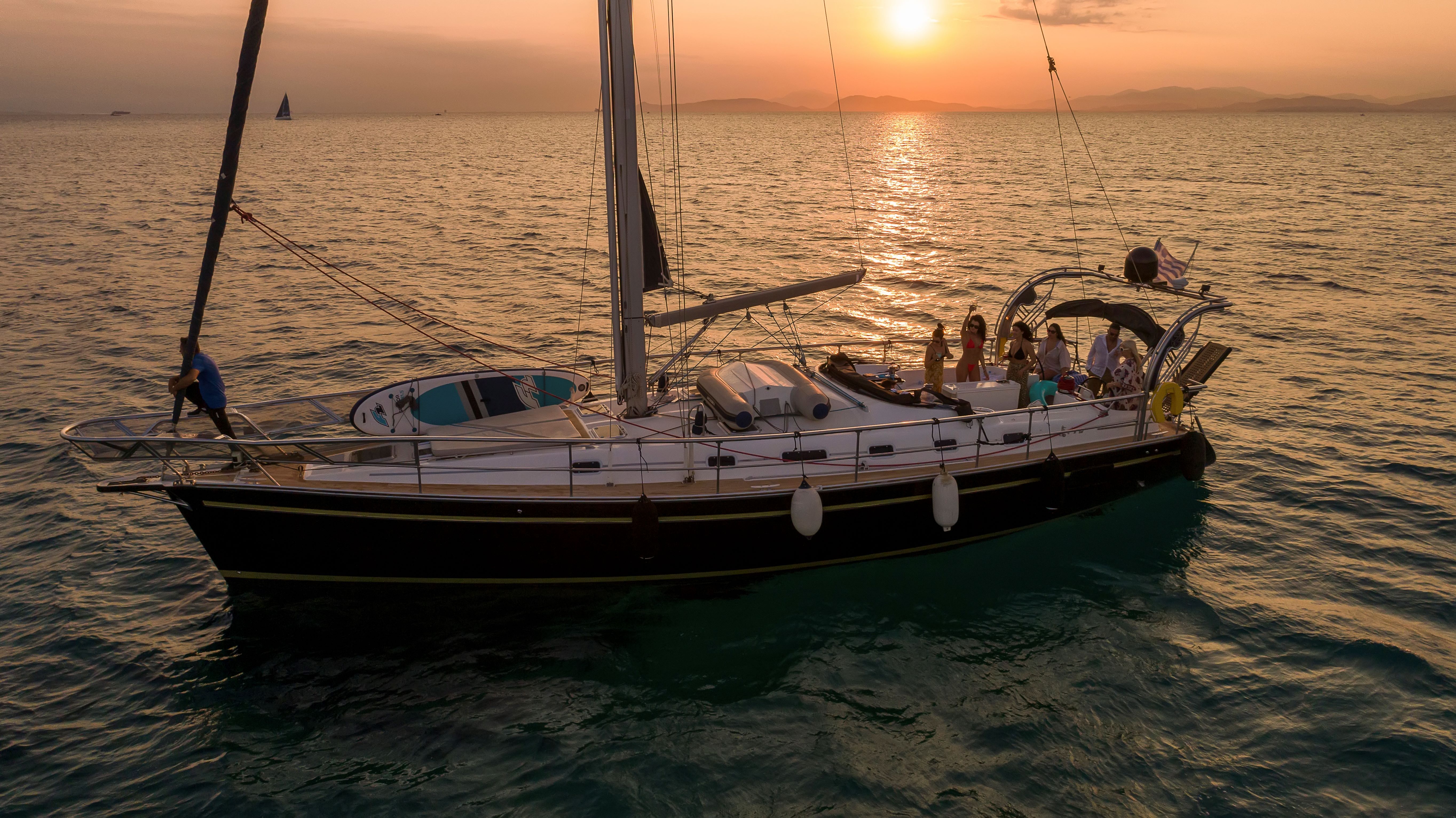Private Luxury Sunset Sailing Cruise in Athens
