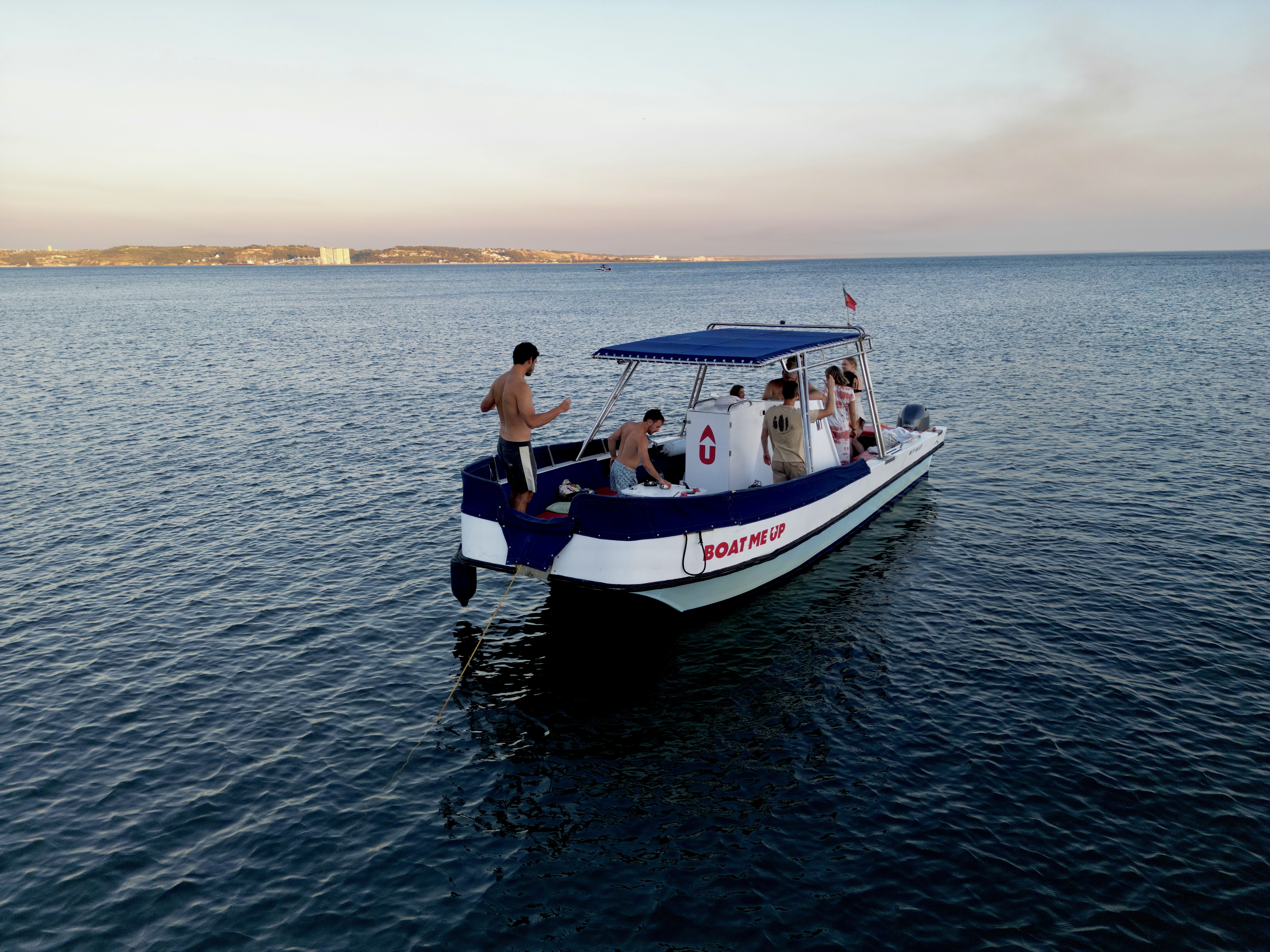 Sunset boat tour in Lisbon