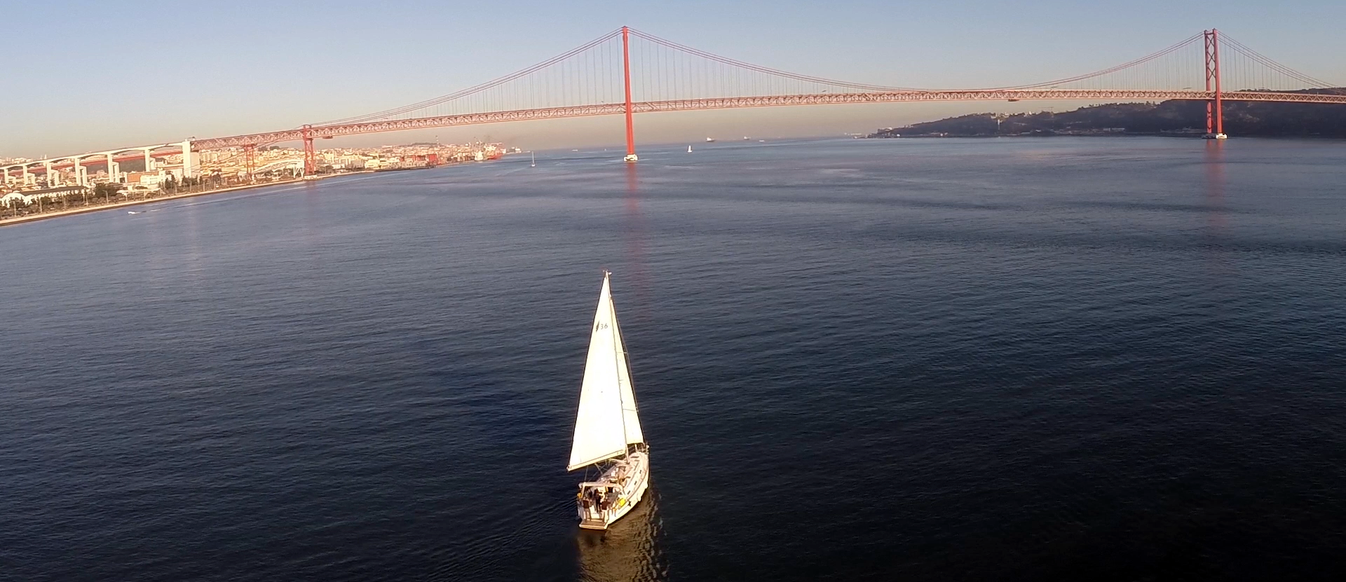 Private sailing tour in Lisbon