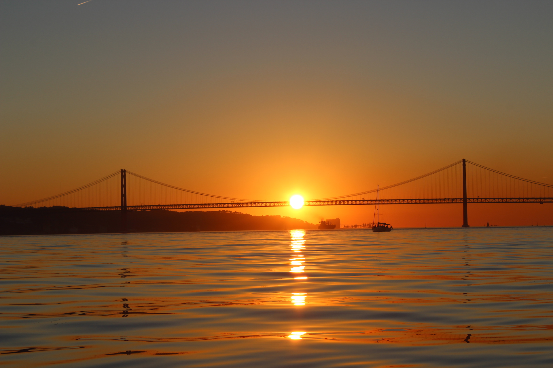 sunset sailing Lisbon