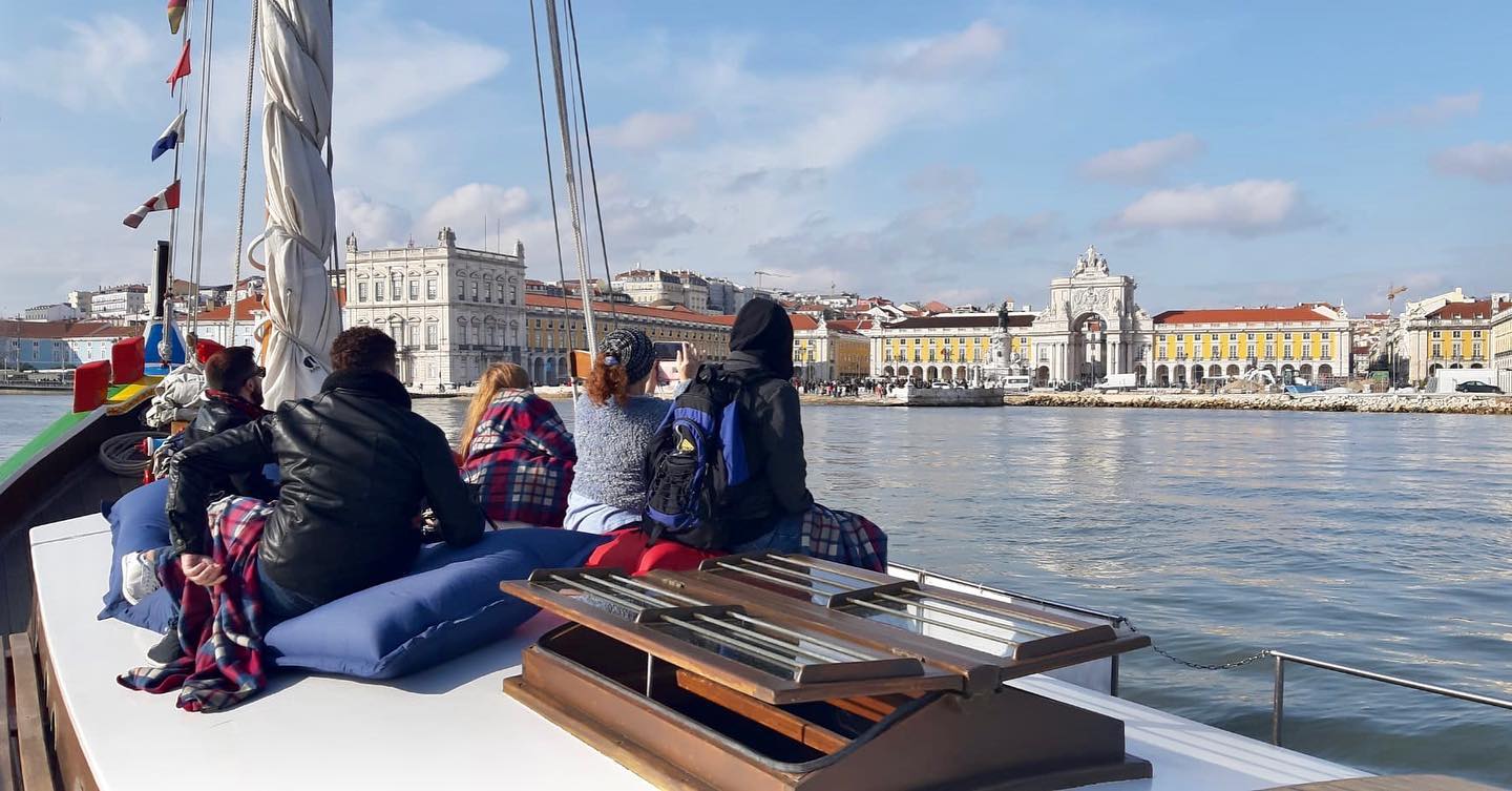 Sightseeing in Lisbon on a boat