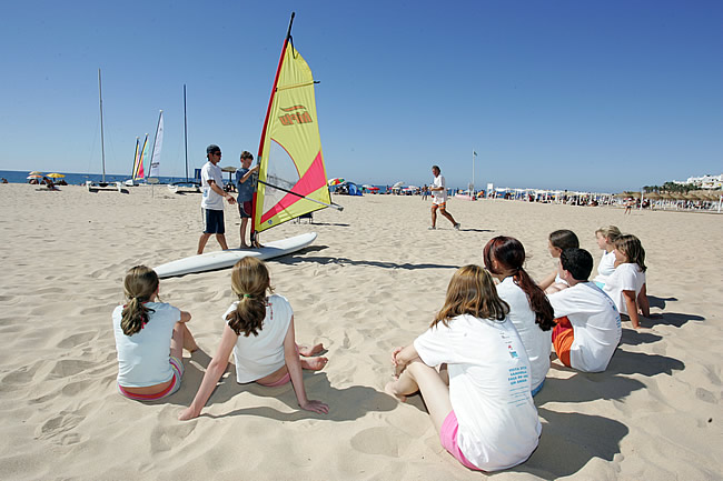 Windsurf Lessons for kids during your holidays in Luz
