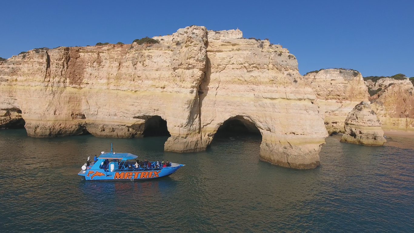 Cave tours in Albufeira