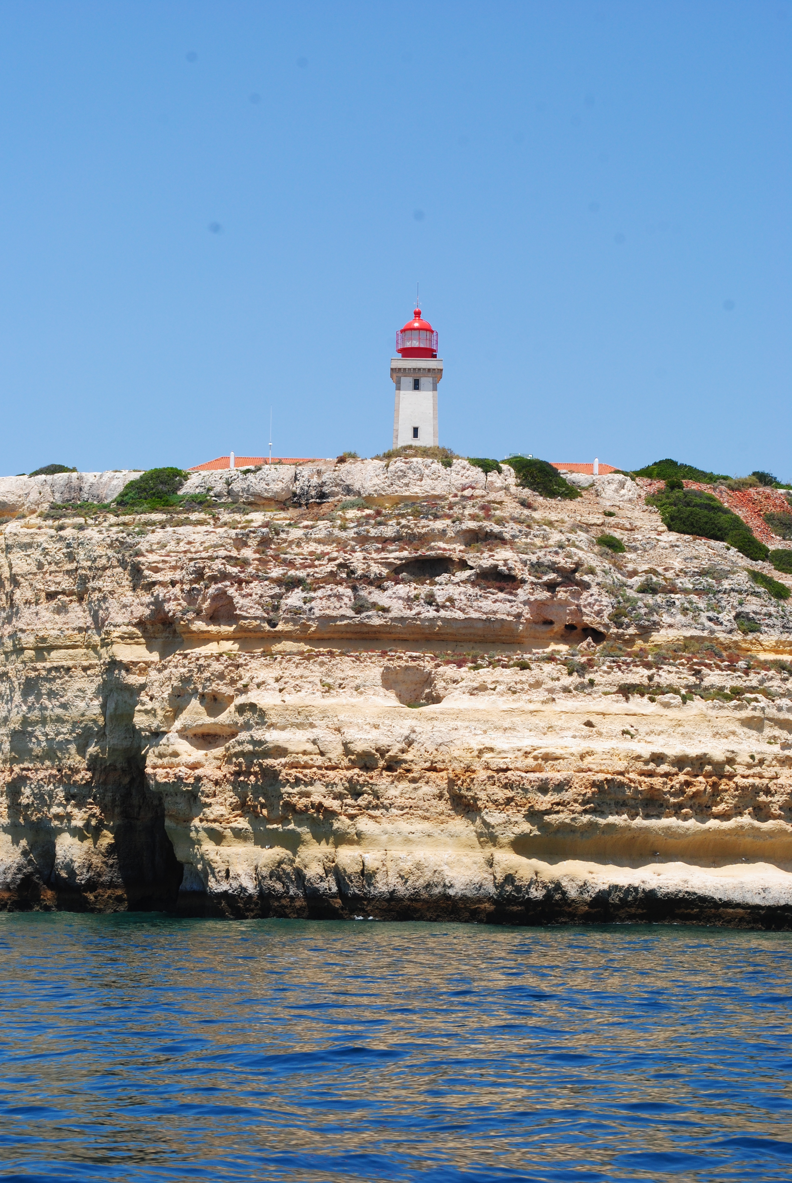 Benagil cave cruise in Algarve
