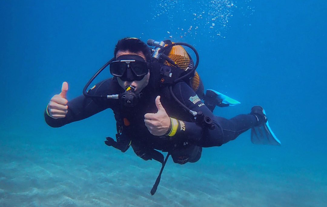 Have fun underwater while scuba diving in Tenerife