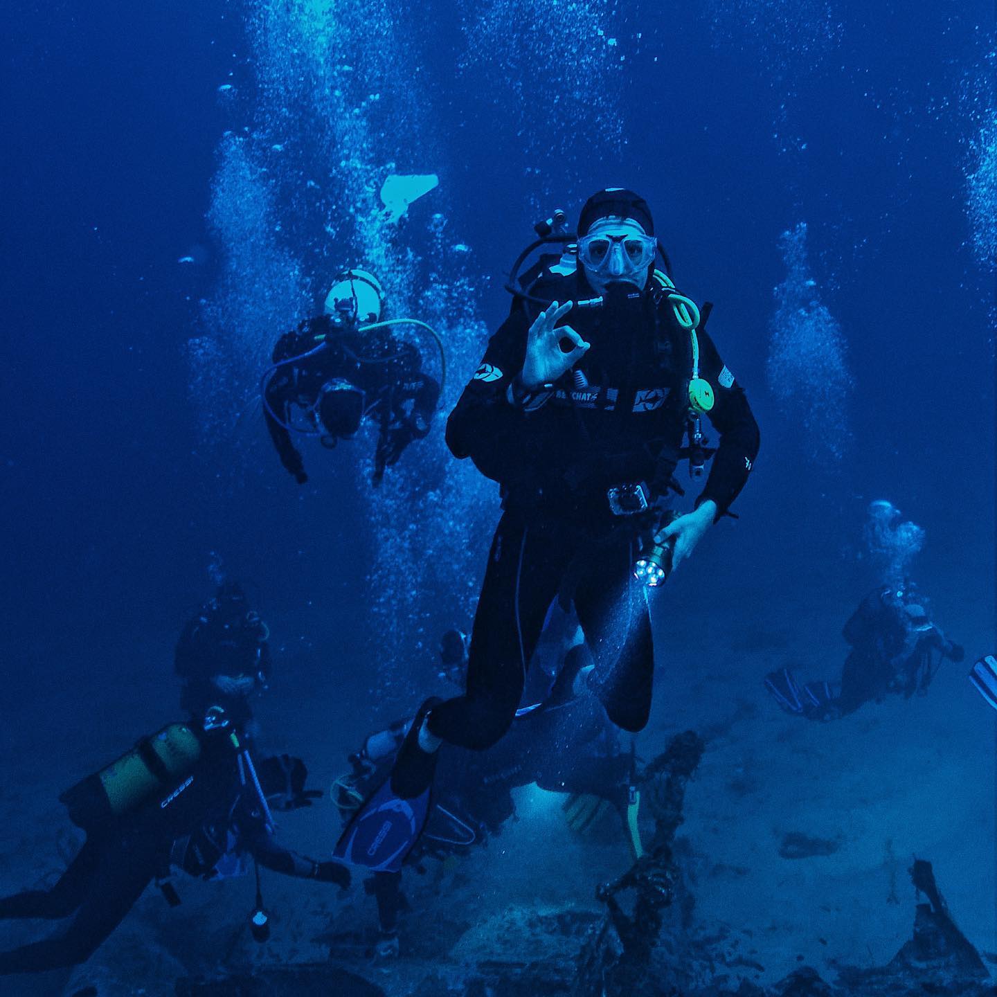 Enjoy the experience scuba diving in Tenerife