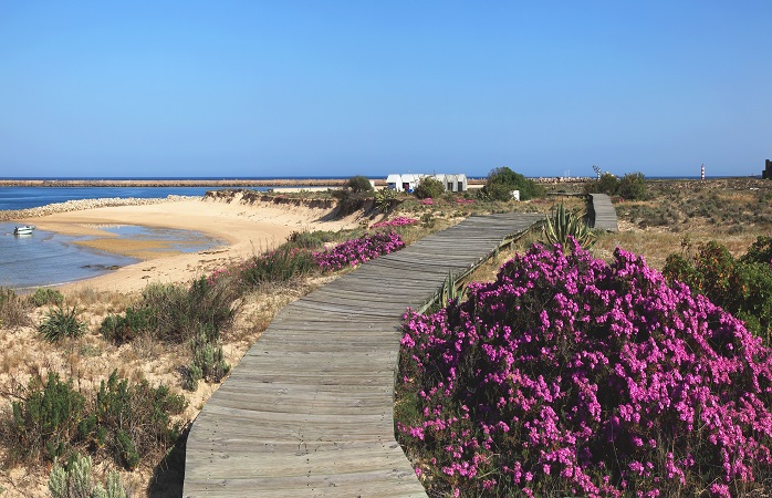 Walking path Ilha Deserta, Algarve
