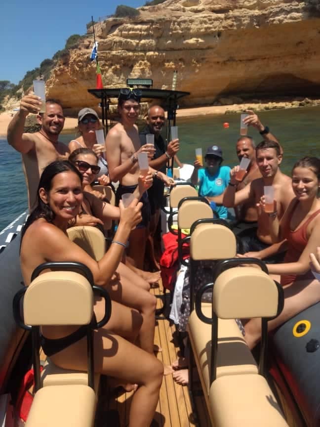 Have a great time onboard with friends in Portimão