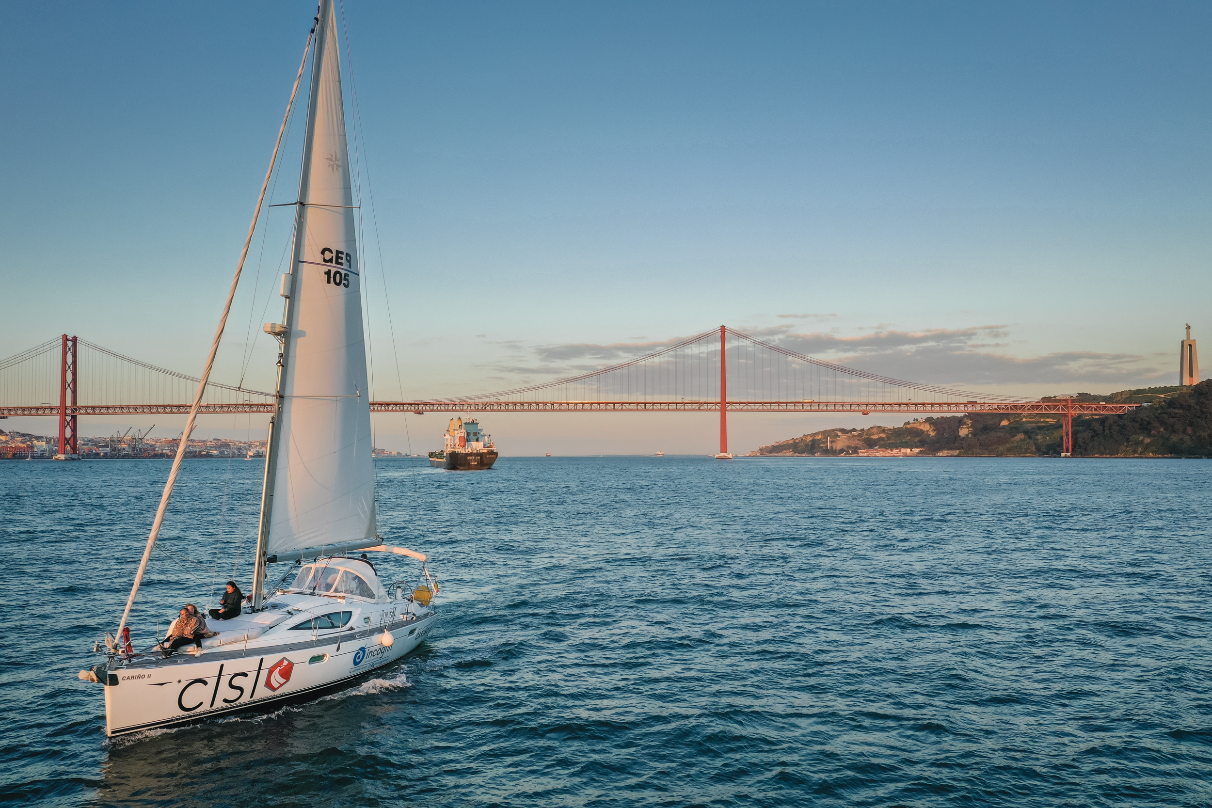Lisbon sailing tour
