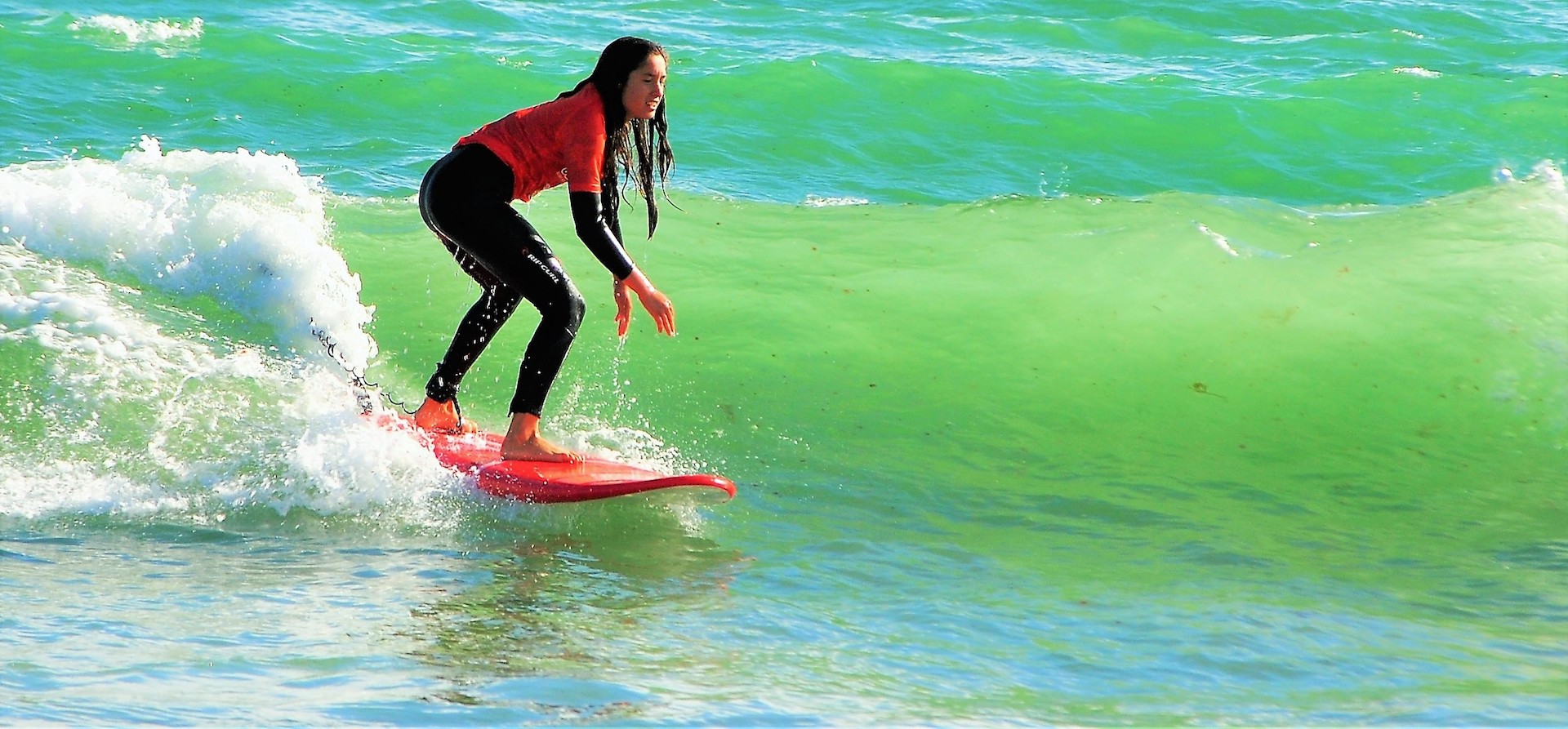 surfing in Albufeira