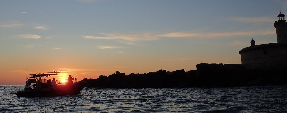 Lisbon sunset boat trip
