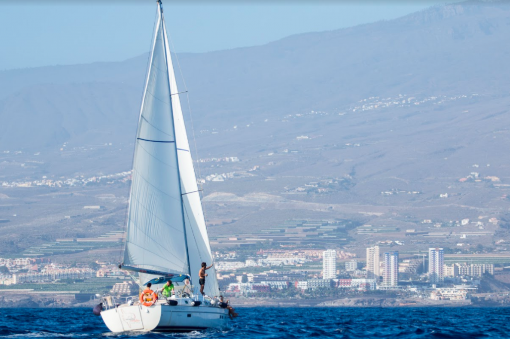If you like sailing, this tour is for you