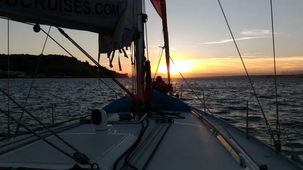 Sailing tour Lisbon