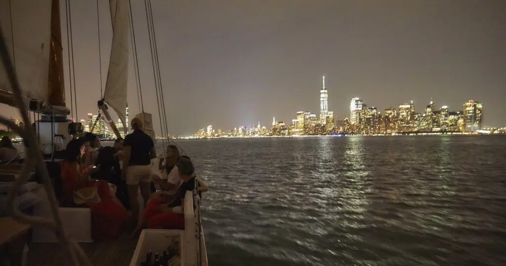 NYC Lights Sail Cruise