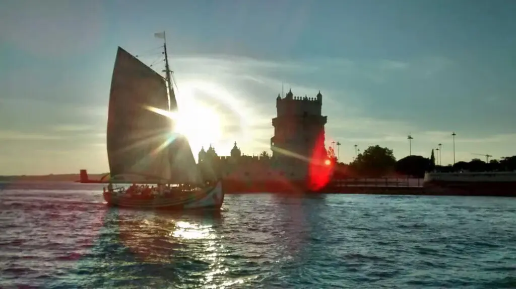 Sunset Cruise in Lisbon: Traditional Boat