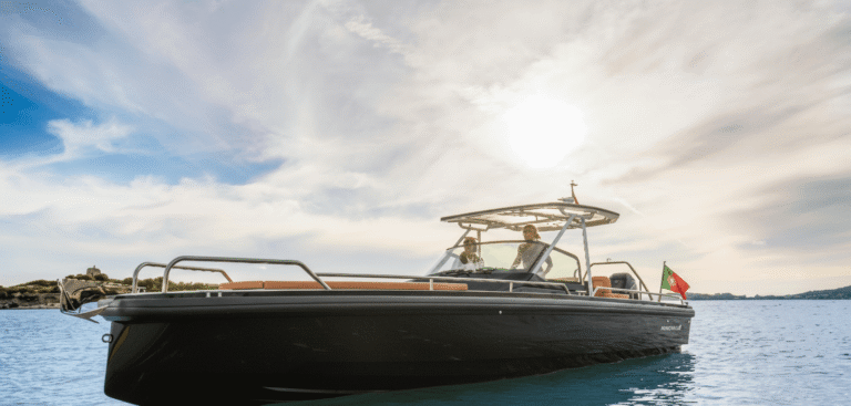 Privé motorboot in Lagos