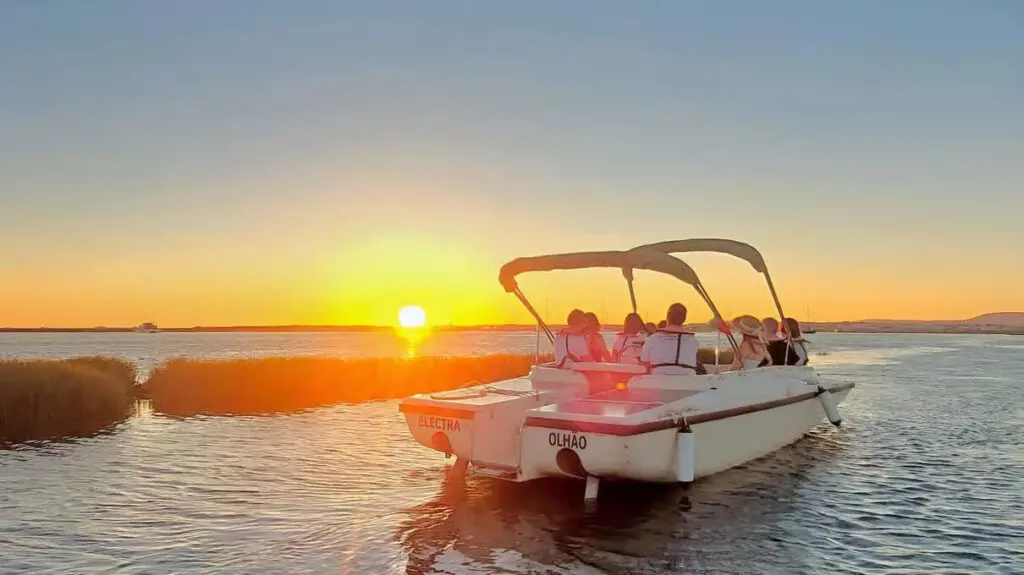 Sunset Boat Tour in Ria Formosa – Solar Boat
