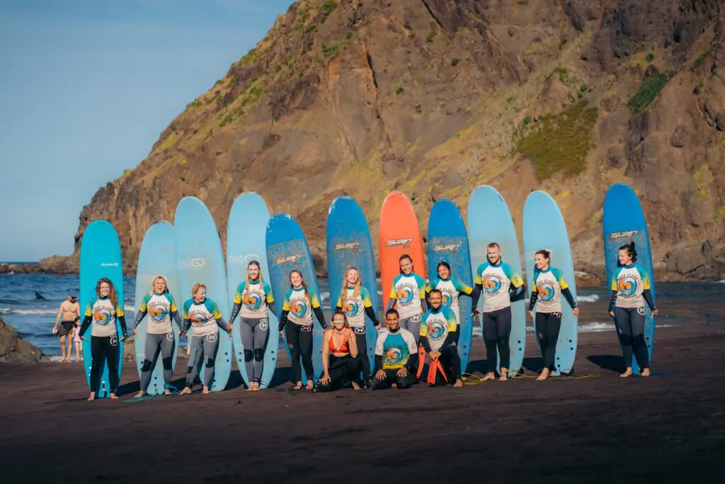 Clases de surf para grupos en Madeira