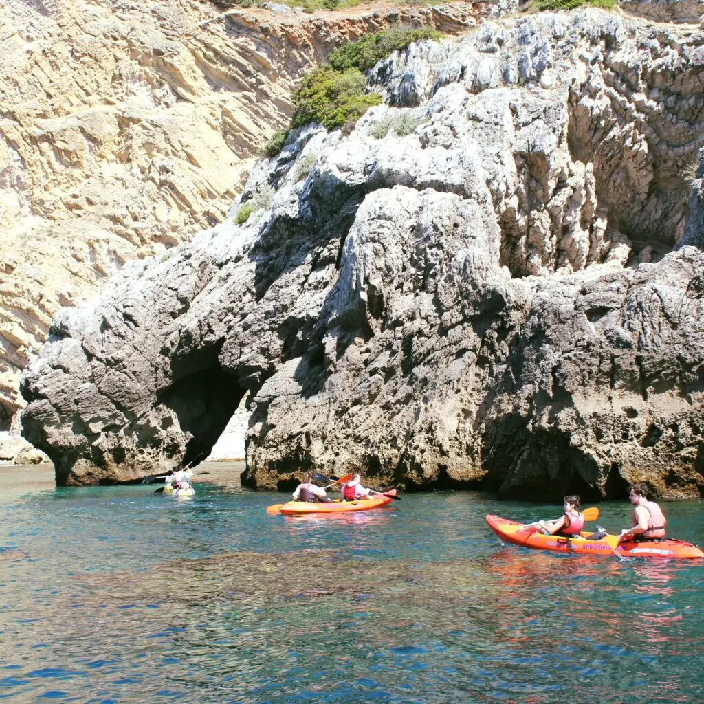 Kayak Tour to Ribeira do Cavalo Beach from Sesimbra