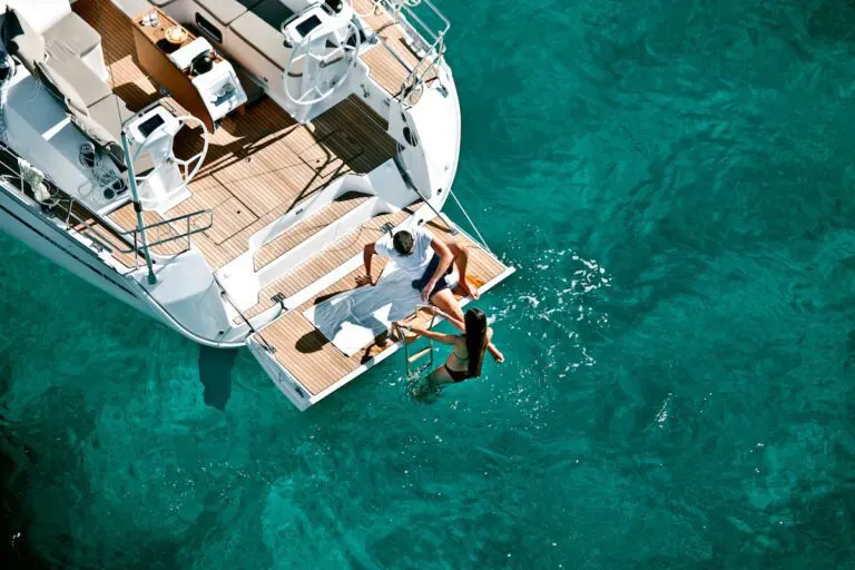 Sitges Zeil-, wandel- & wijnproeverij tour