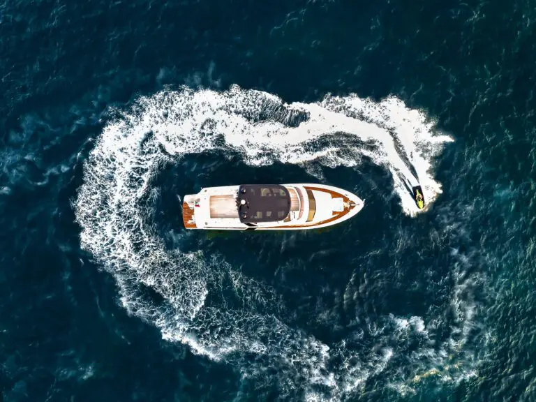Yacht Rental in Dubai