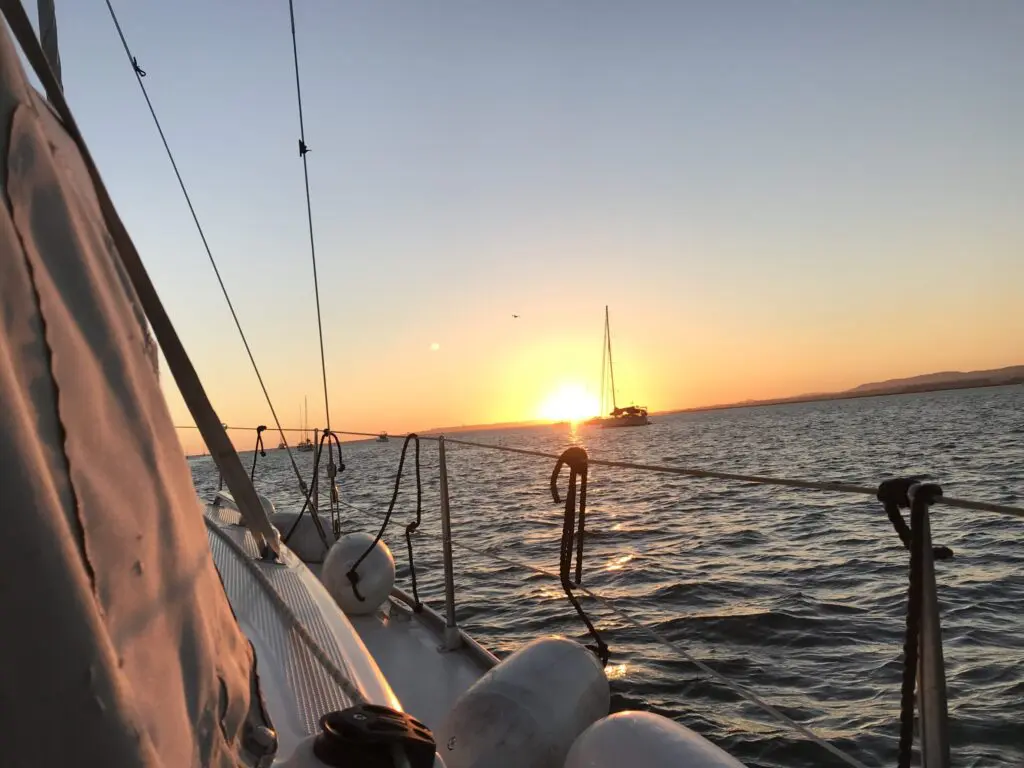 Private sunset sailing tour in Cascais
