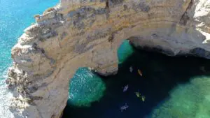 Benagil paseo en barco desde Albufeira con Kayak o SUP