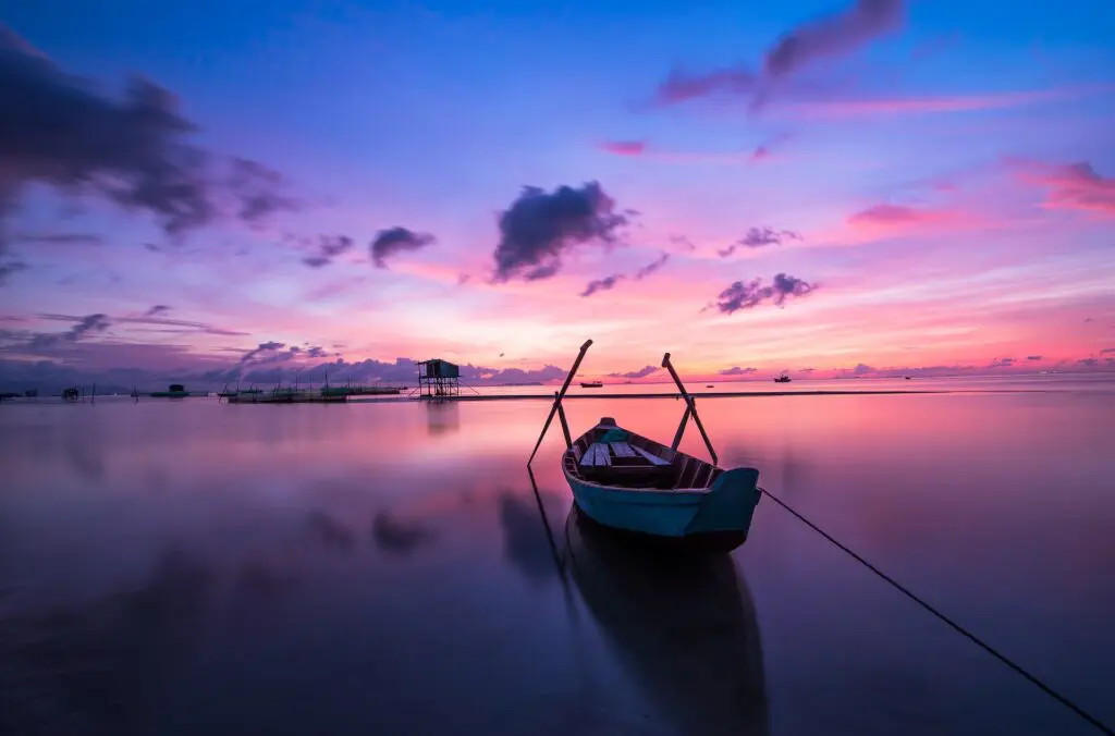 The Benefits of Boat Therapy