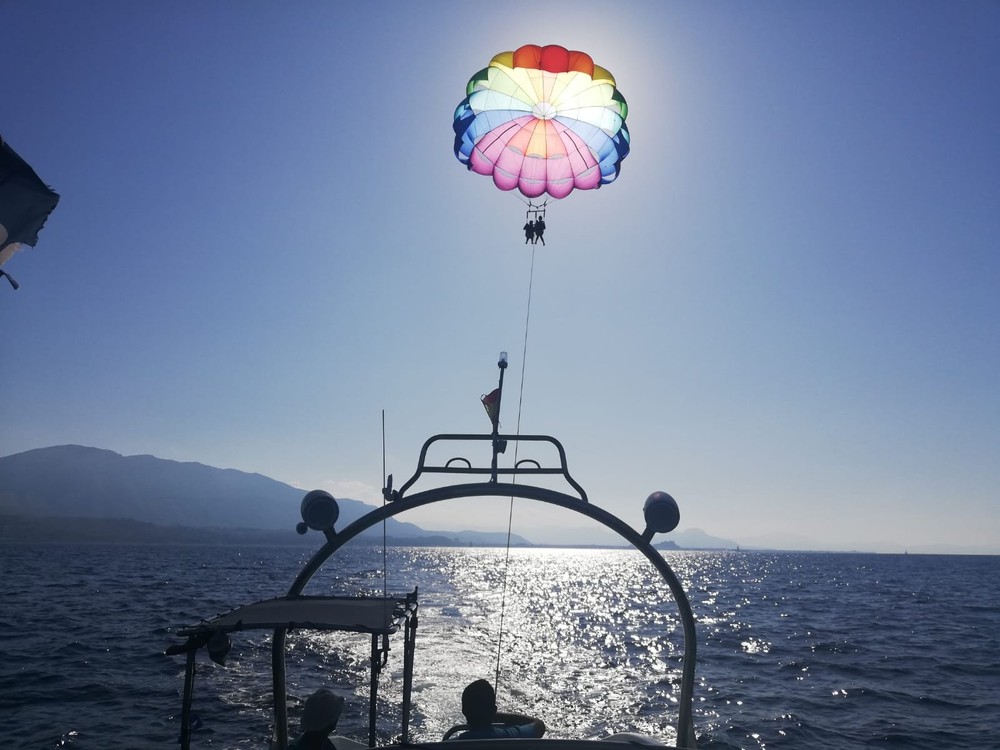 Parasailing in Denia