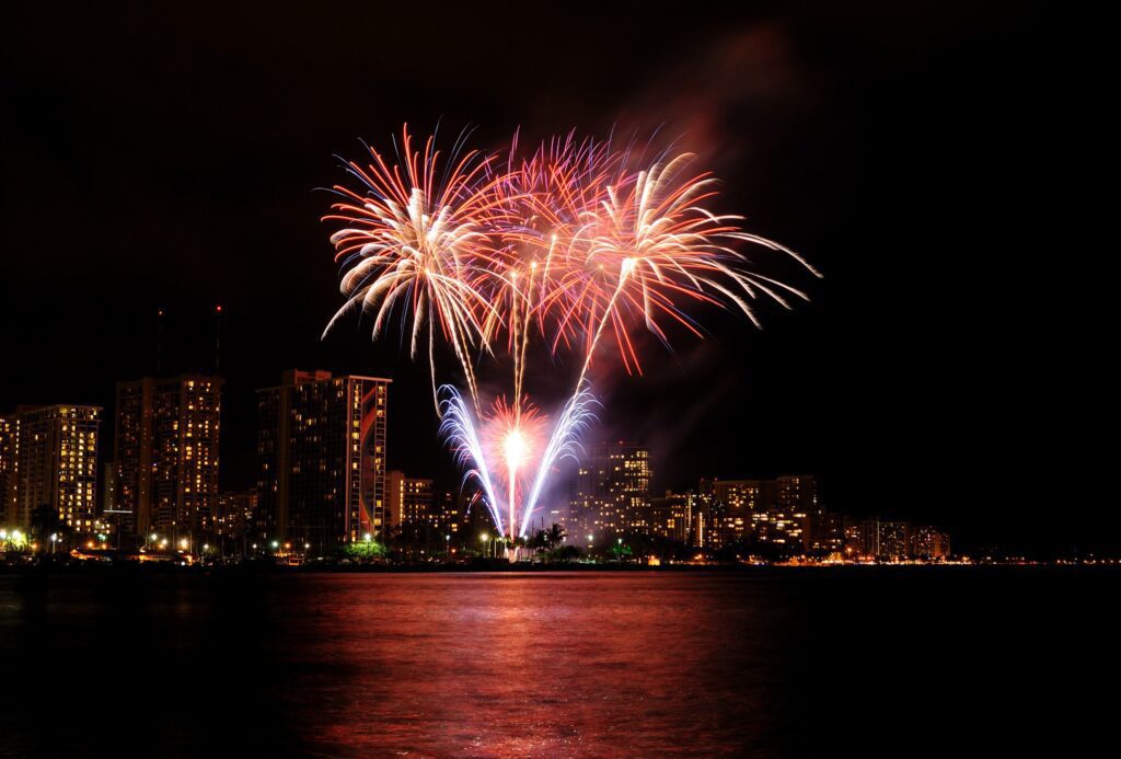 Vrijdagavond Vuurwerk Cruise in Waikiki