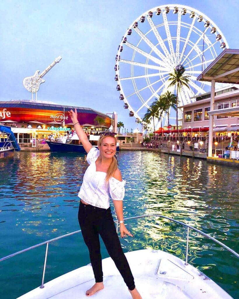 Private Mini-Yacht in Miami