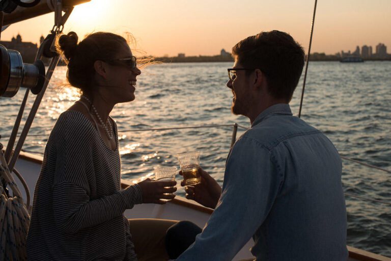 Sonnenuntergangs-Segelkreuzfahrt in New York