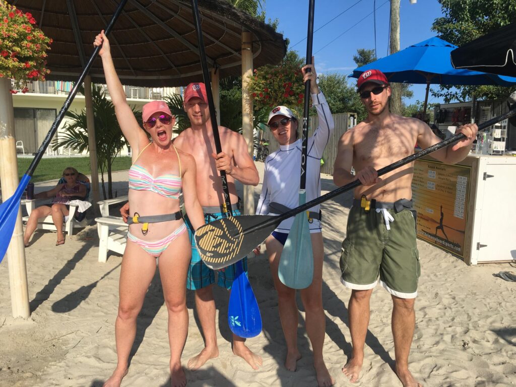 SUP-Tour bei Sonnenuntergang in der Rehoboth Bay