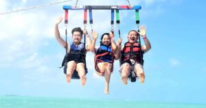 Parasailen op Smathers Beach in Key West