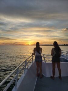 Rondvaart bij zonsondergang in Sint Petersburg