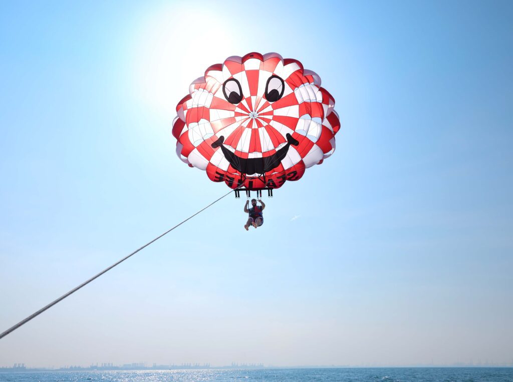 Parasailing-Fahrt in Dubai JBR Beach