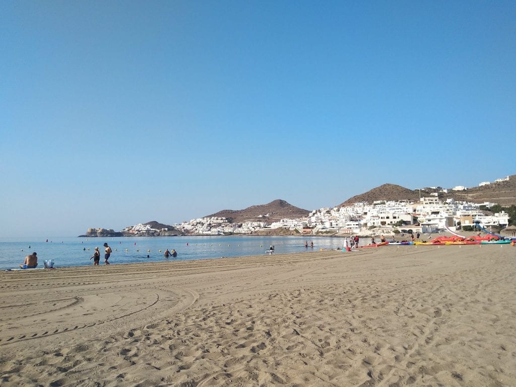 San Jose fica a 40km do centro da cidade de Almería