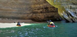 Catamaran en kajak naar Benagil vanuit Portimão