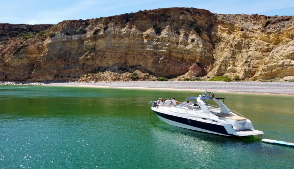 Tarde de Alquiler Privado de Yates en Lagos