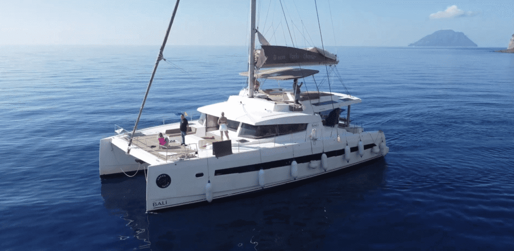 Lisboa: Tour Privado en Catamarán (hasta 27 pax)