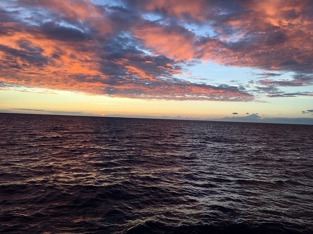 Segeltour bei Sonnenuntergang in Kona