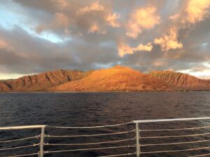 Catamaran cruise bij zonsondergang in Waianae
