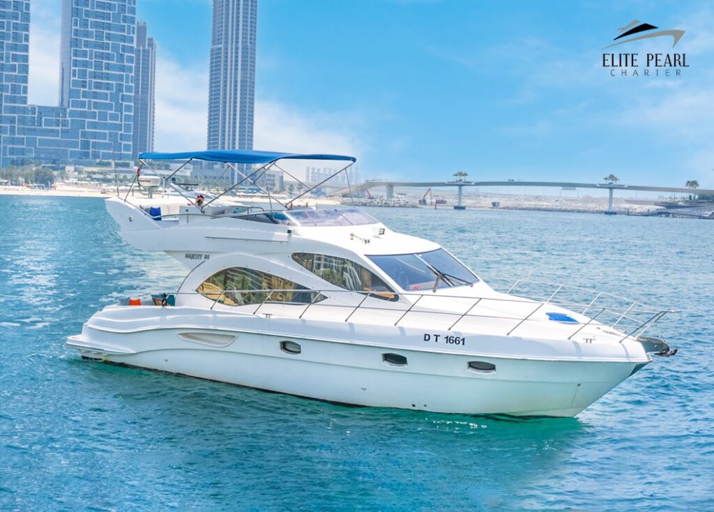 44ft VIP Majesty Yacht in Dubai