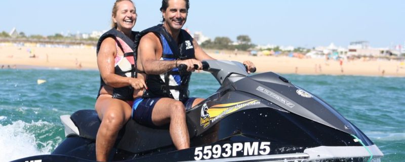 1023-you-can-take-two-people-on-each-jet-ski-1575397409