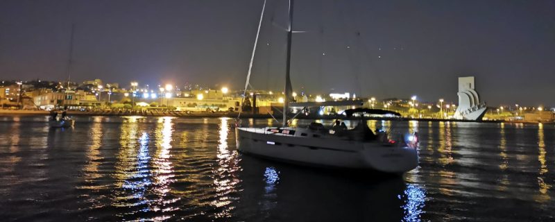 10893-lisbon-by-night-boat-1664985901