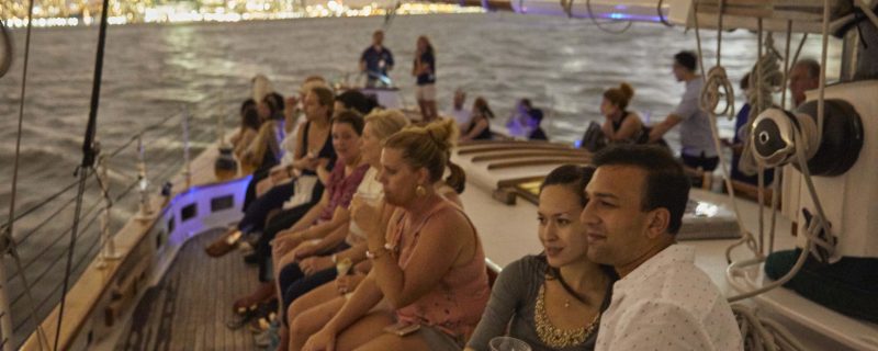 13315-nyc-lights-sail-1672679457