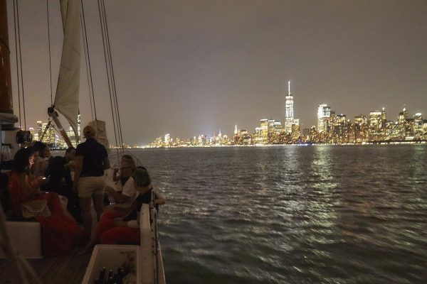 13317-nyc-lights-sail-1672679457