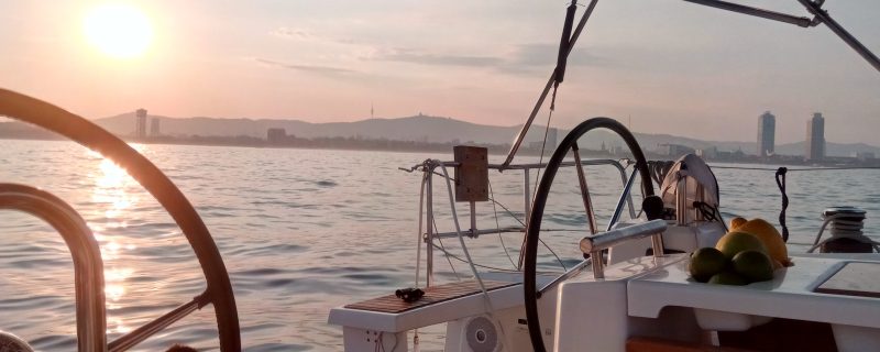 16896-sunset-tour-on-a-boat-in-barcelona-1676118223