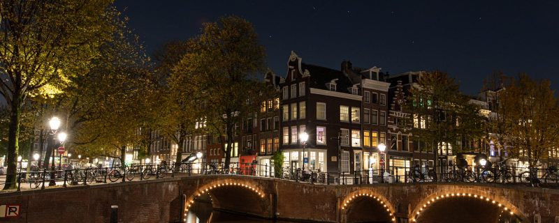 18721-evening-boat-cruise-in-amsterdam-1679063610