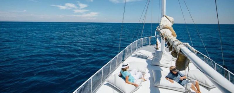 2033-enjoy-the-blue-of-the-sea-1575397832